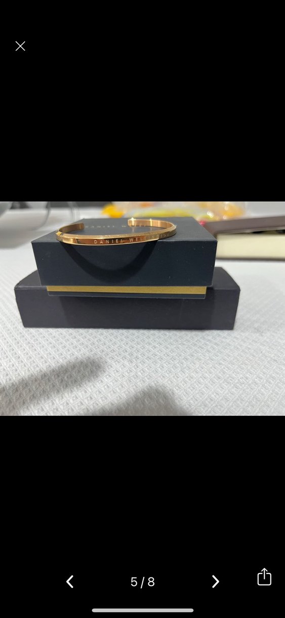 Daniel Wellington Altın Renkli Bileklik - Görsel 2