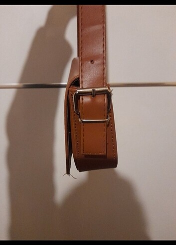 Beden Kol çantası çıtçıtlı taba renkli