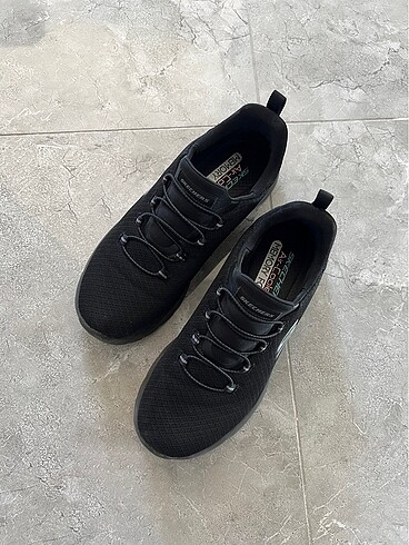 Skechers spor ayakkabı