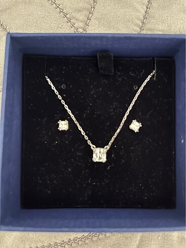 Swarovski kolye ve kupe set takim