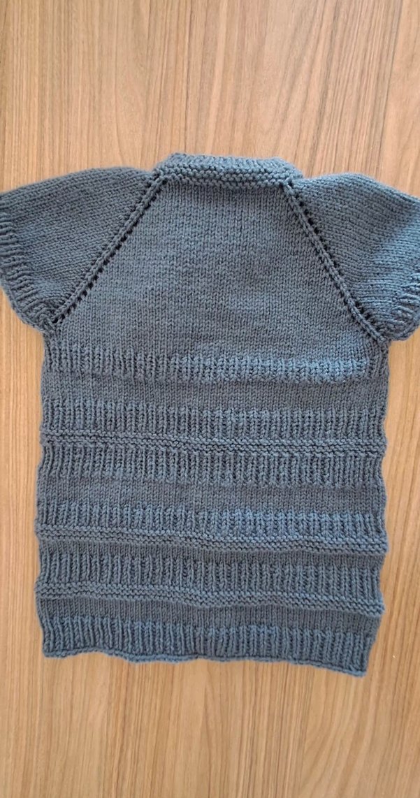 Erkek Çocuk Gri Kısa Kollu Örgü yelek - Görsel 2