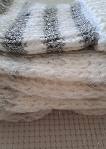 Beyaz Gri Örgü  Atkı ve Bere Seti - Görsel 4
