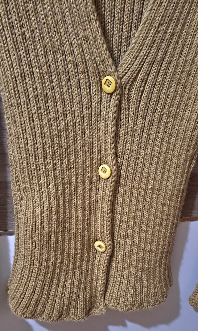 Düğmeli Bej Örgü Kadın Hırka - Görsel 5