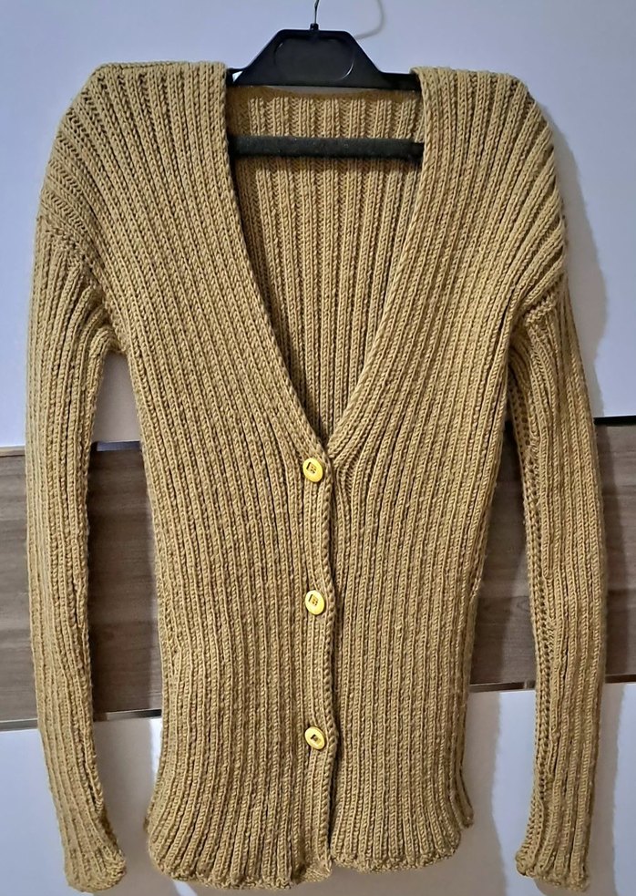 Düğmeli Bej Örgü Kadın Hırka - Görsel 3