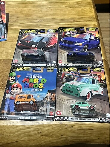 Hot wheels premium