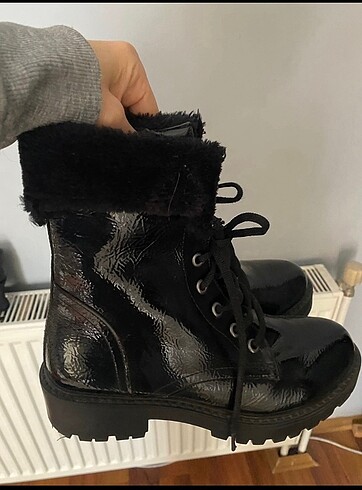 Nine West Kadın bot