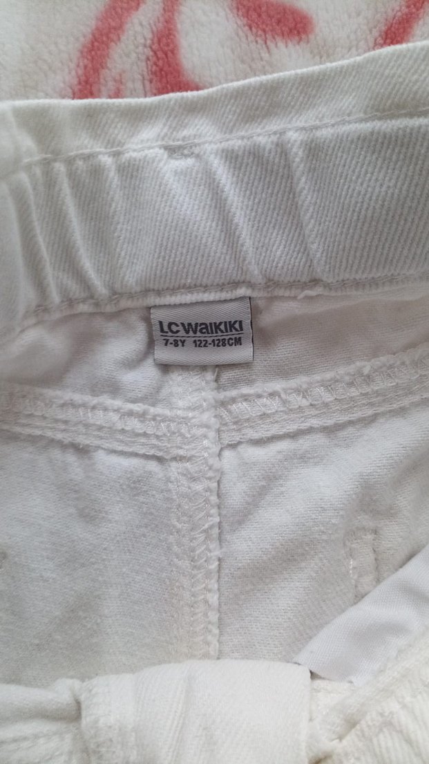 Beyaz Pamuklu kız Çocuk Kemerli Şort - Görsel 2