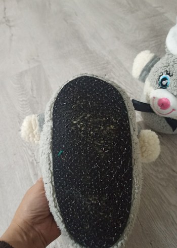 Kız Çocuk Gri Kürklü Tavşan Desenli Ev Terliği - Görsel 6