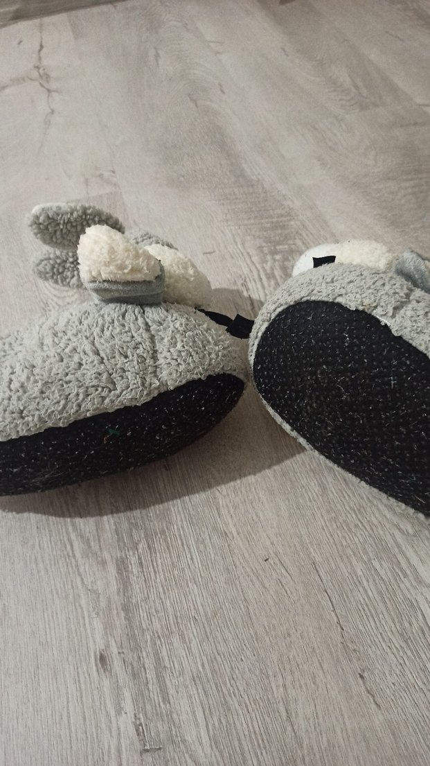 Kız Çocuk Gri Kürklü Tavşan Desenli Ev Terliği - Görsel 5