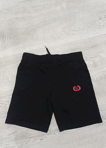Siyah Rahat Kesim Mini Şort