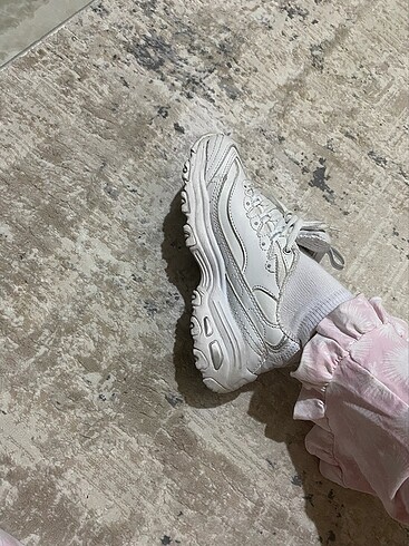 36 Beden beyaz Renk Skechers
