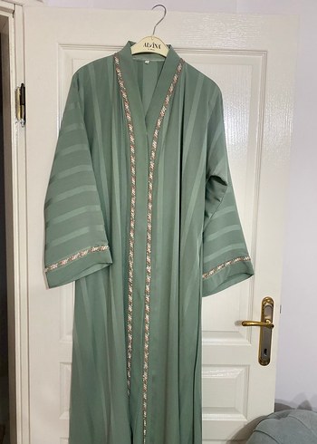 Taşlı abaya