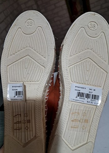 YARGICI 38 NUMARA ETİKETLİ AYAKABI - Görsel 6