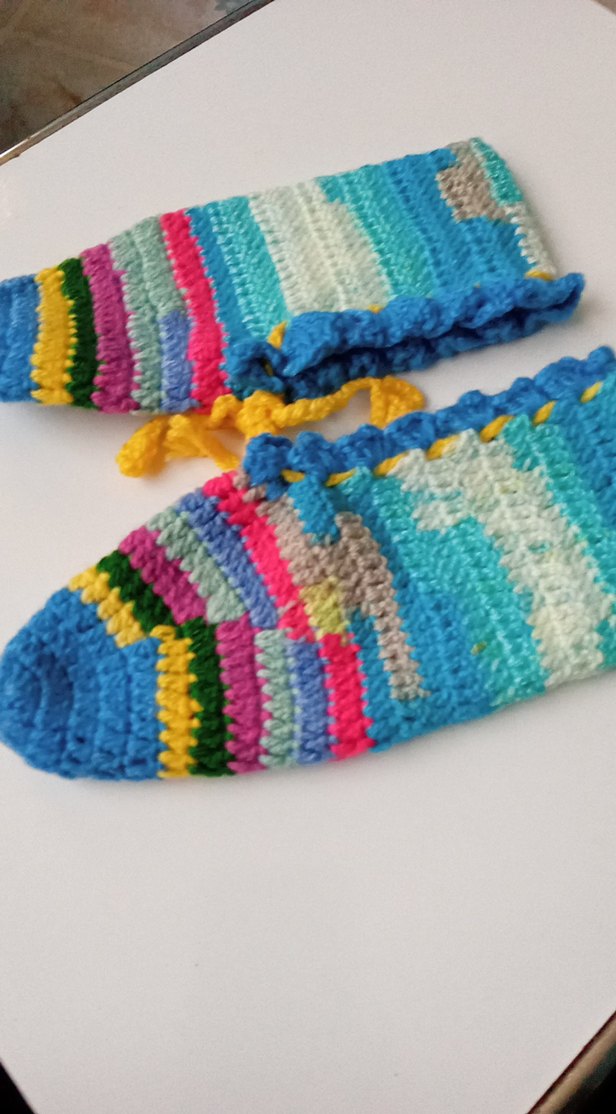 Renkli Örgü Kadın Terlik - Görsel 2