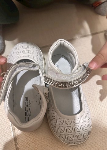 Kız Çocuk Beyaz Cırtcırtlı Babet Ayakkabı - Görsel 3