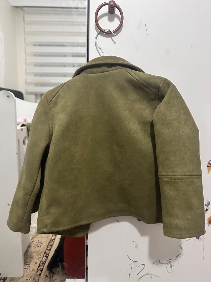 Kız Çocuk Haki Süet Ceket - Görsel 3