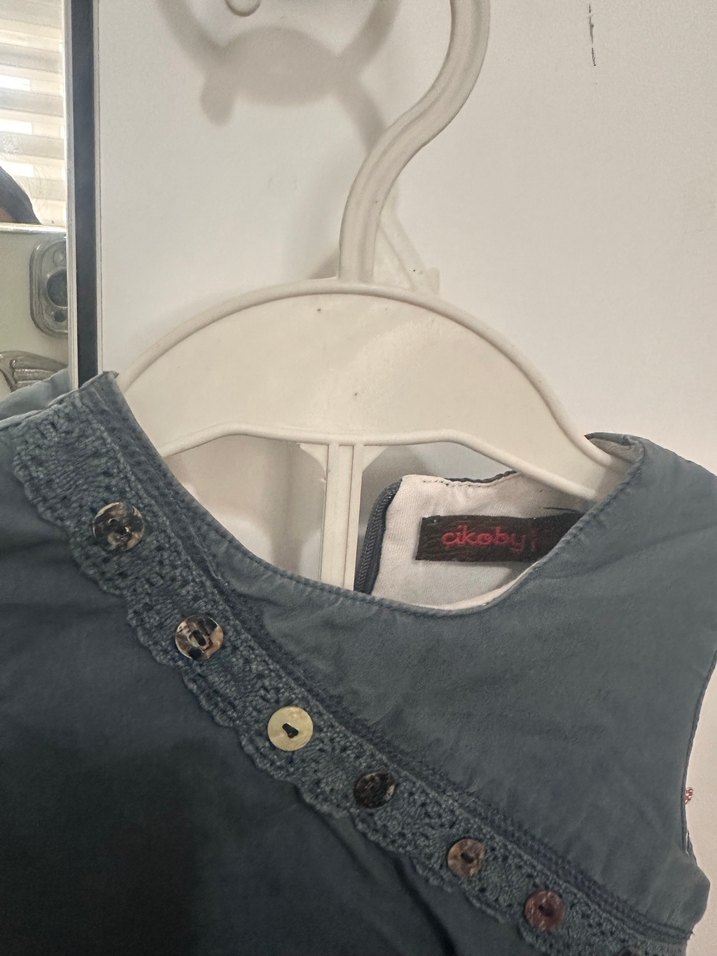 Kız Çocuk Kot Elbise Nakışlı ve Fırfırlı - Görsel 2