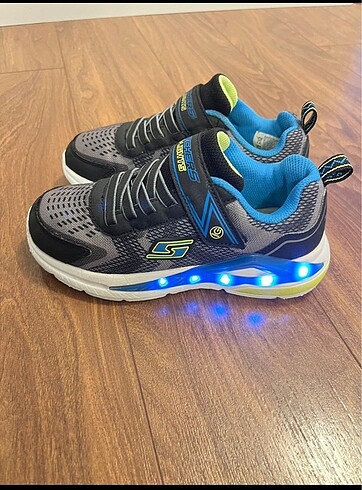 33 Beden gri Renk Skechers çocuk ayakkabı