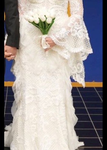 Kuyruklu gelinlik dış çekim elbisesi - Görsel 4