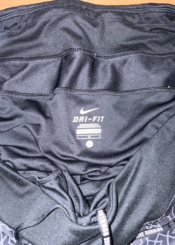 Nike Kadın Siyah Mini Şort - Görsel 5