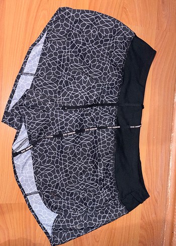 Nike Kadın Siyah Mini Şort - Görsel 2