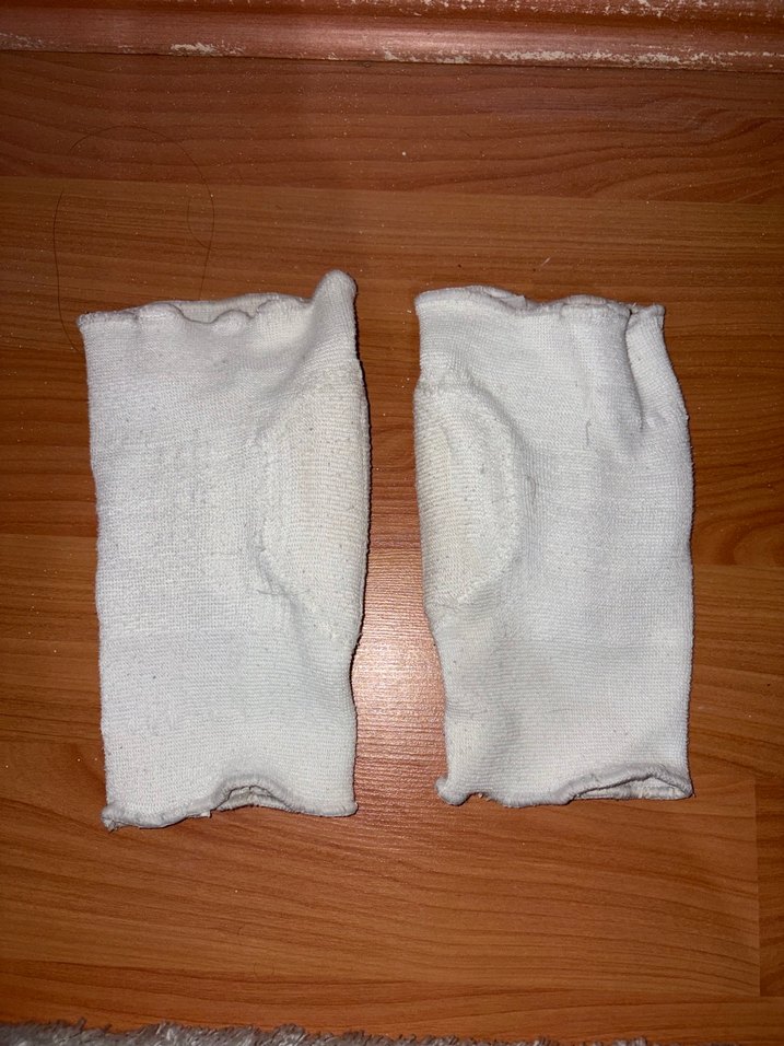 Mizuno Beyaz Voleybol Dizliği - Görsel 2