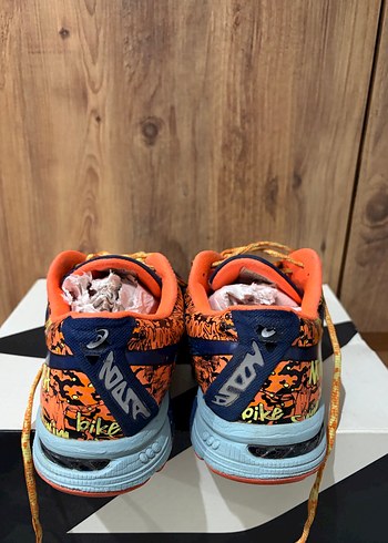 Asics Voleybol Ayakkabısı - Görsel 2