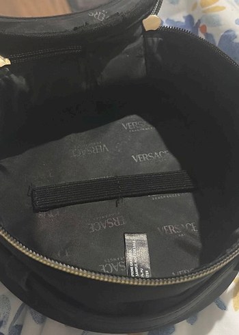 Versace Siyah Deri Kadın Makyaj Çantası - Görsel 4