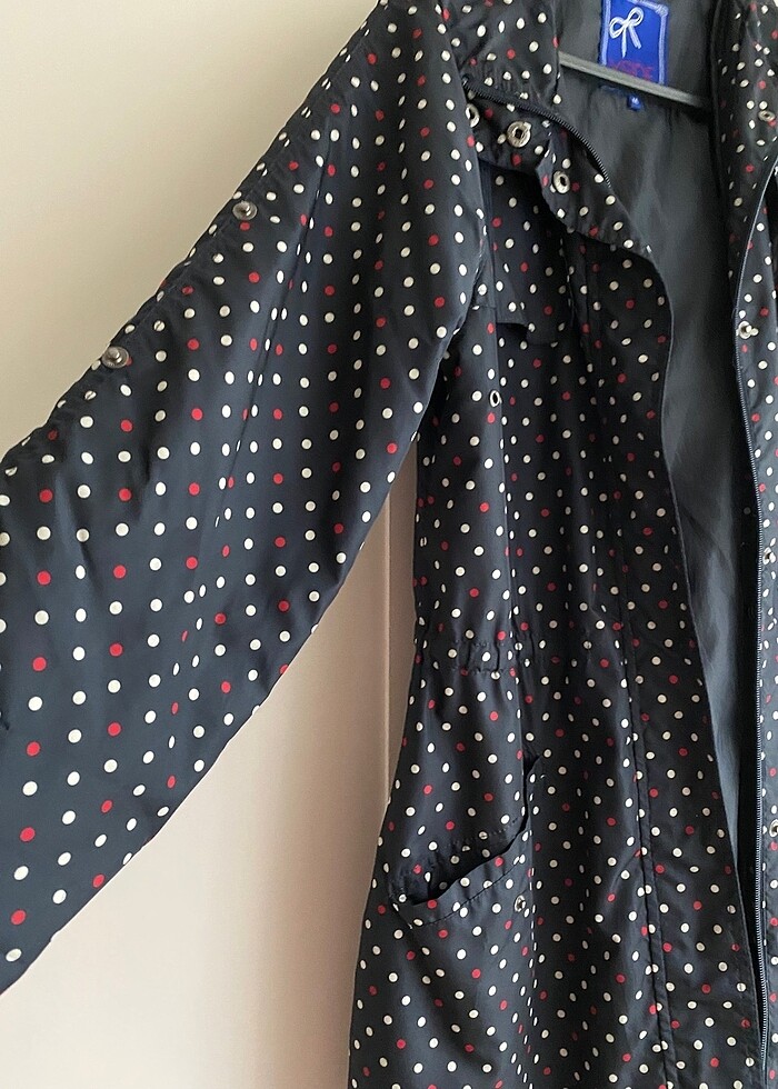 Benekli Trençkot - Görsel 2