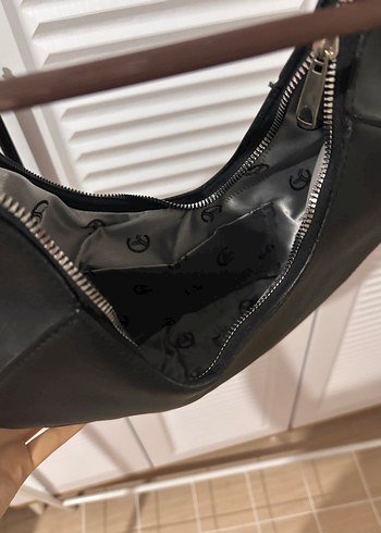 Siyah Deri Kadın Omuz Çantası - Görsel 3