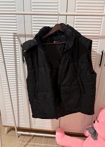 Siyah Fermuarlı Dik Yaka Kadın Yelek - Görsel 3