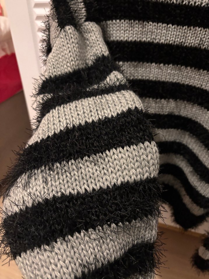 Kadın Siyah Gri Çizgili Örgü Kazak - Görsel 3