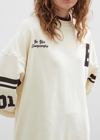 Beyaz Oversize Kadın Sweatshirt - Görsel 5