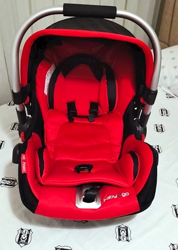 Kırmızı Bebek Oto Koltuğu - Görsel 4