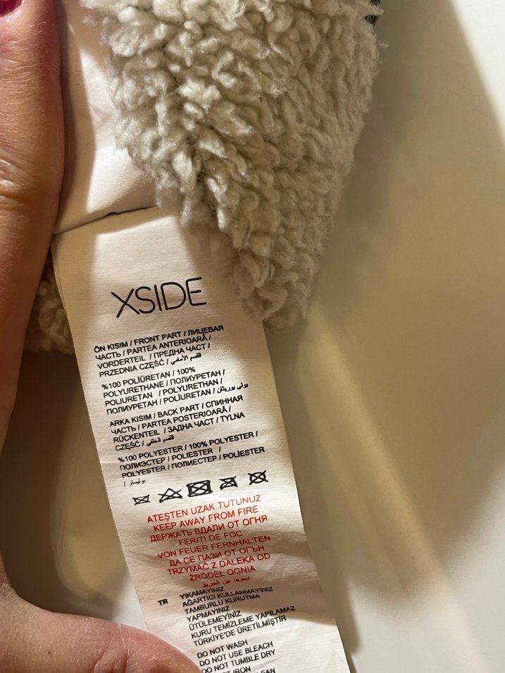 Beyaz Kürklü Gotik Kadın Eldiveni - Görsel 4