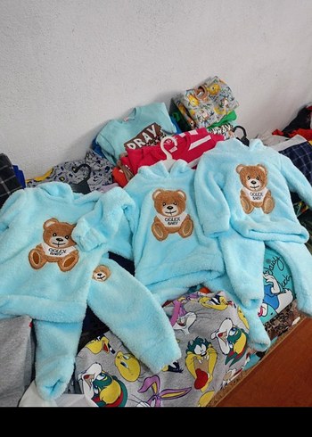 Mavi pelus Kapüşonlu Ayıcık Desenli Bebek Takımı