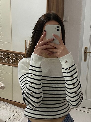 Kol detaylı çizgili bluz