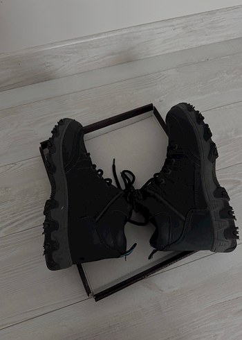 Erkek bot - Görsel 5