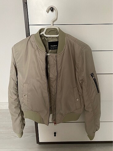 Bomber ceker