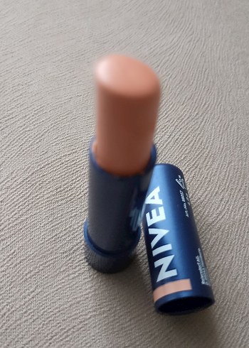Nivea NİVEA DUDAK NEMLENDİRİCİ
