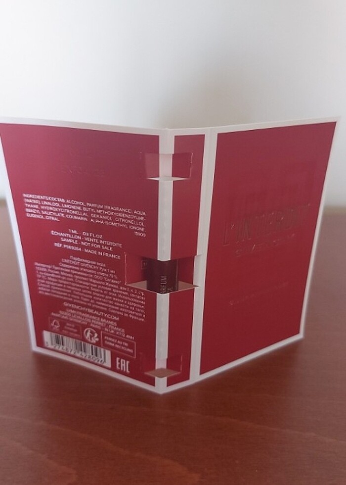 Givenchy L'Interdit rouge - Görsel 3