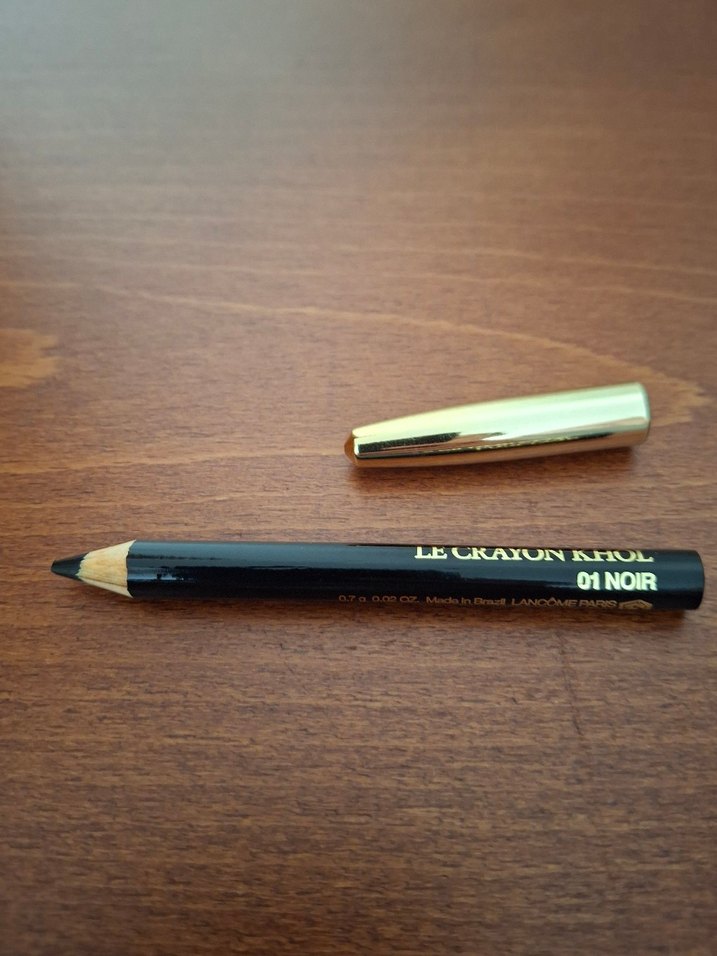 Lancome siyah göz kalemi - Görsel 4