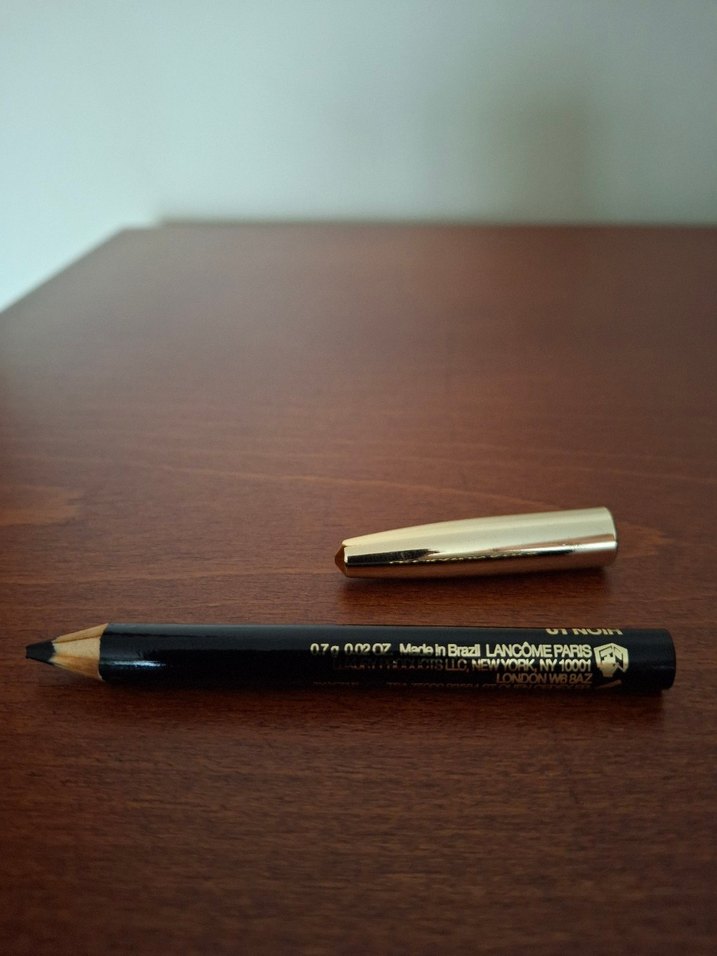 Lancome siyah göz kalemi - Görsel 3