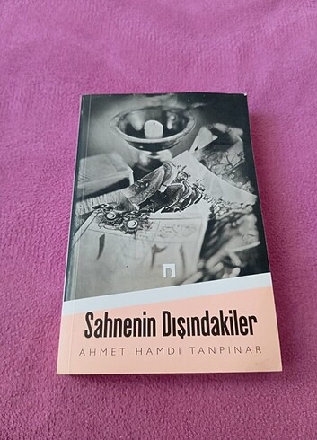 Sahnenin Dışındakiler 