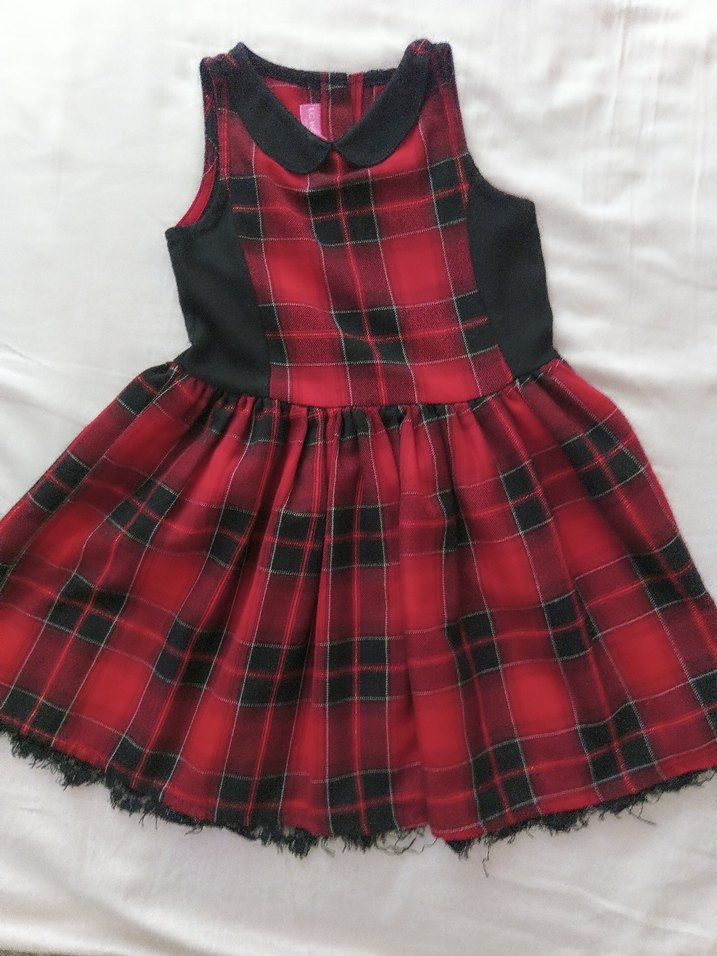 Kız Çocuk Beyaz Pullu ve Desenli Elbise - Görsel 3