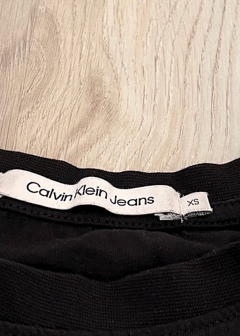 Calvin Klein Siyah Kadın Tişört