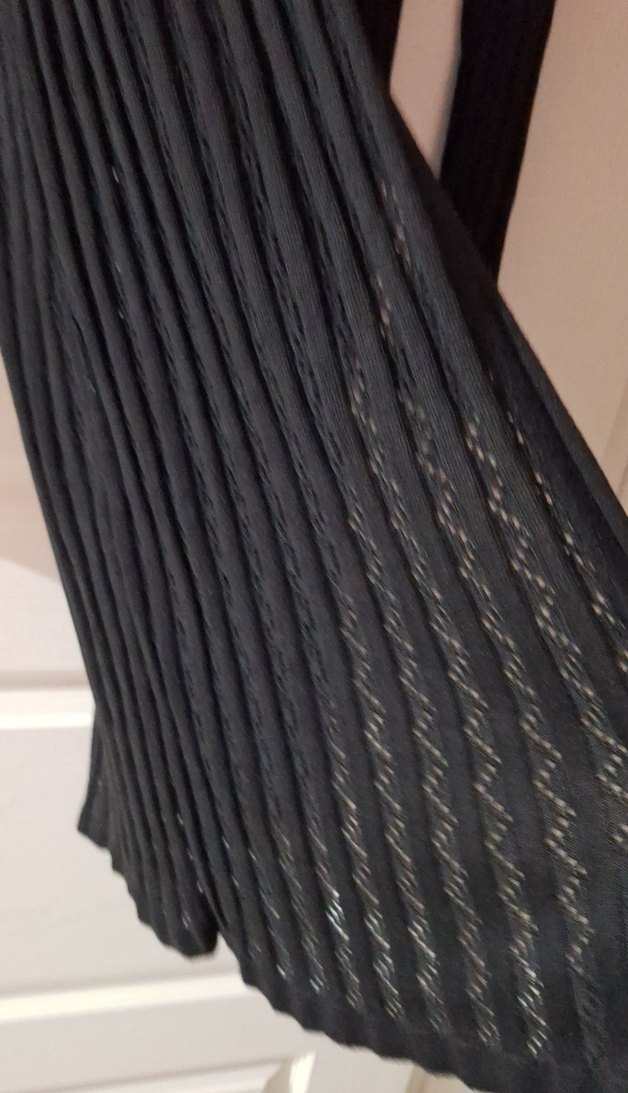 Siyah Uzun Kollu Piliseli Triko Elbise - Görsel 2