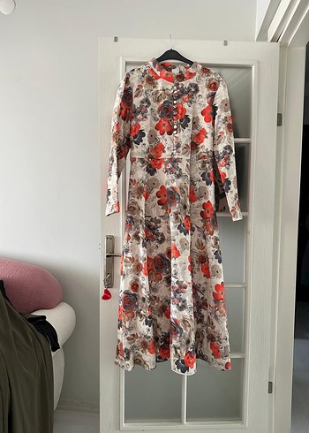 44 Beden Uzun, Fırfırlı, Çok Renkli Kadın Kimono