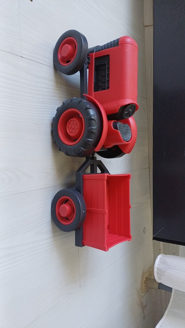 Kırmızı ve Gri Oyuncak Traktör - Görsel 3