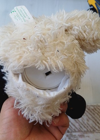 Gri ve siyah peluş oyuncak koyun - Görsel 5